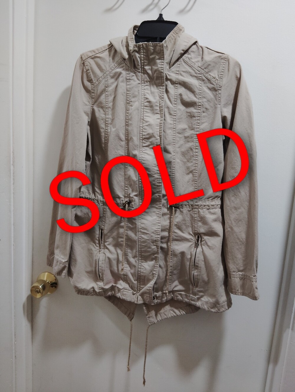 SOLD.                                     BONGO Women's Beige Utility Jacket